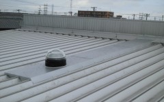 工場内の階段